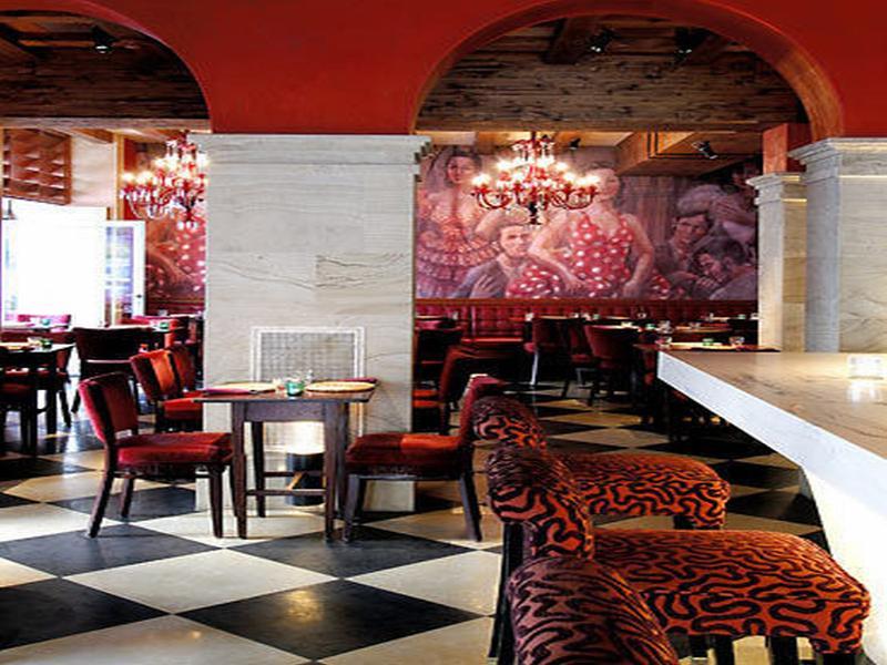 Renaissance 5* Lucerna